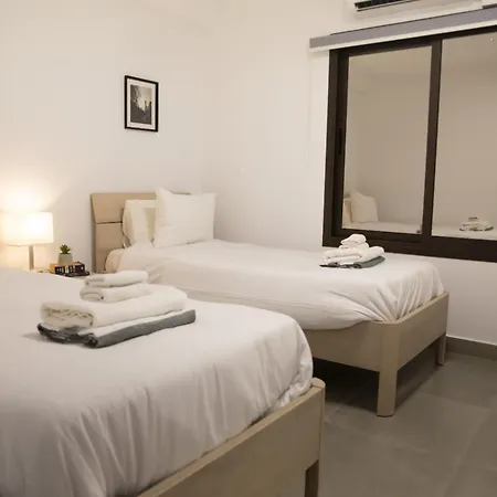 Sunshine Venus 公寓